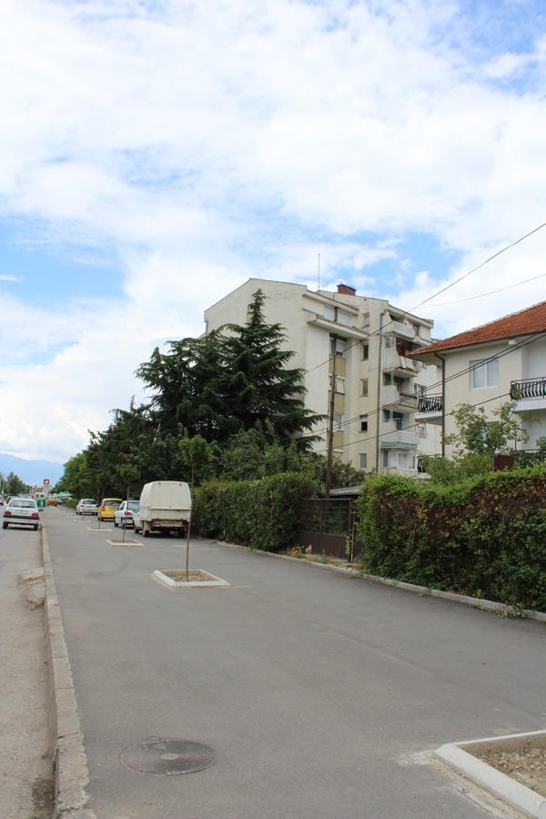 Two Bedroom Apartment Near Centre Ohrid Exterior foto
